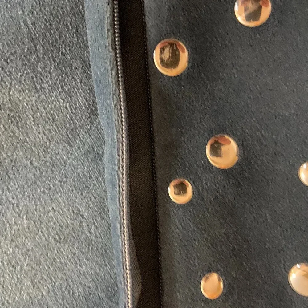 Pillow Case Velvet Silver rivets 17